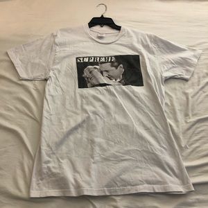 Supreme T-shirt